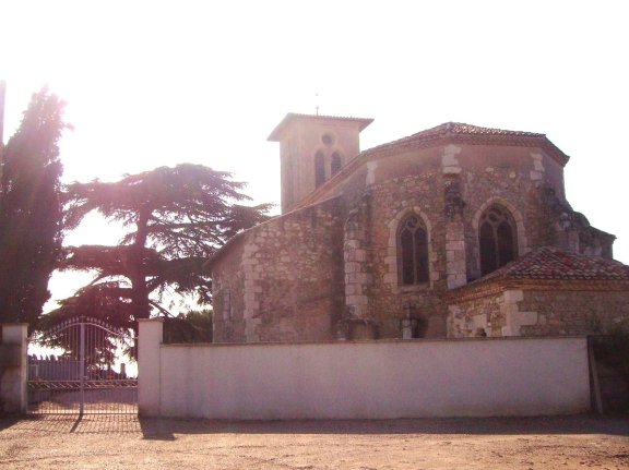 eglise de saint pierre de colleignes &agrave; bourran 47320